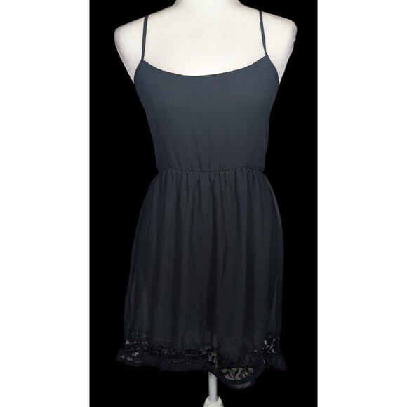 Six Degrees Of Separation Gothic Summer Dress With Lace Accents - Picture 1 of 7